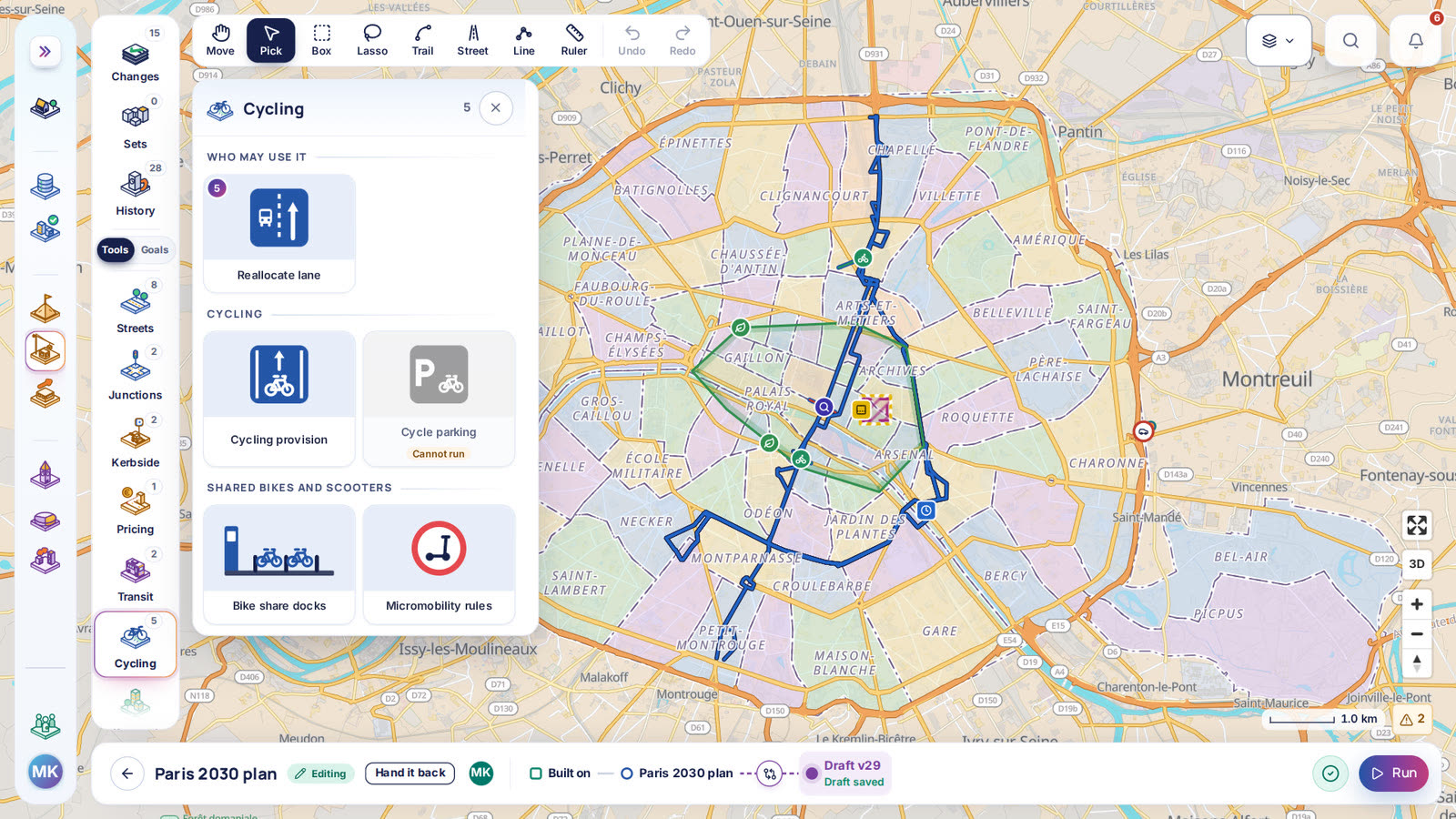 The Cycling tools open over Paris in the scenario editor