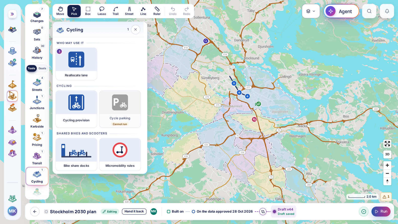 The Cycling tools open over Stockholm in the scenario editor